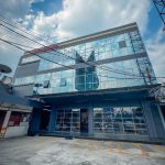 Royal Enfield Perluas Jangkauan di Indonesia dengan Tiga Store Eksklusif Baru