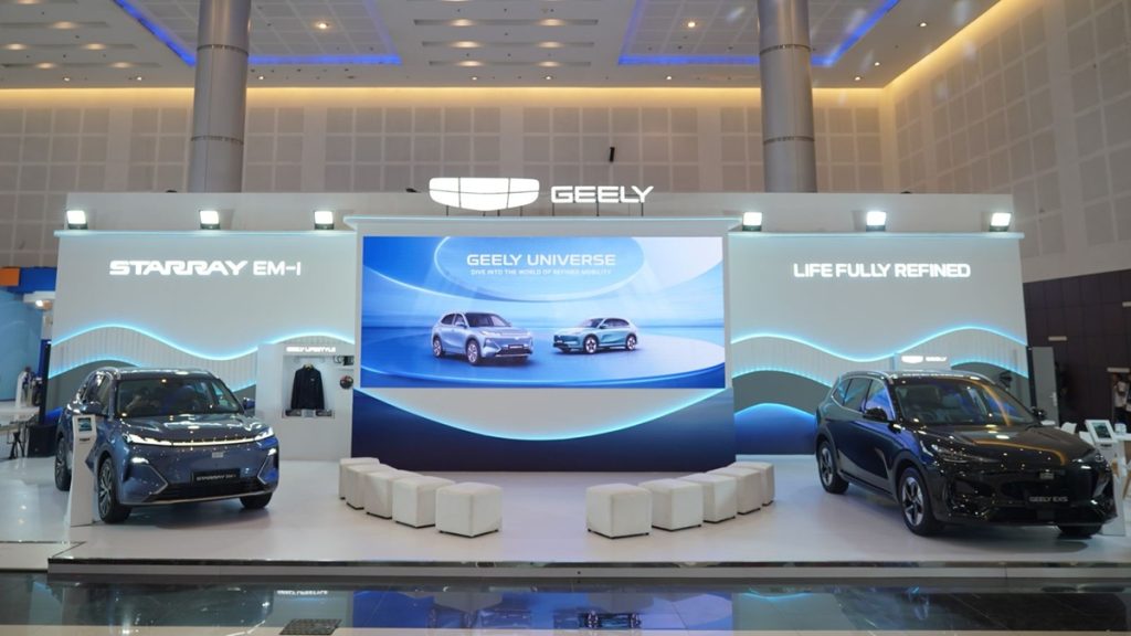 Foto 2 Di ajang GIIAS Surabaya 2025 Geely menghadirkan Geely Starray EM i dan Geely EX5