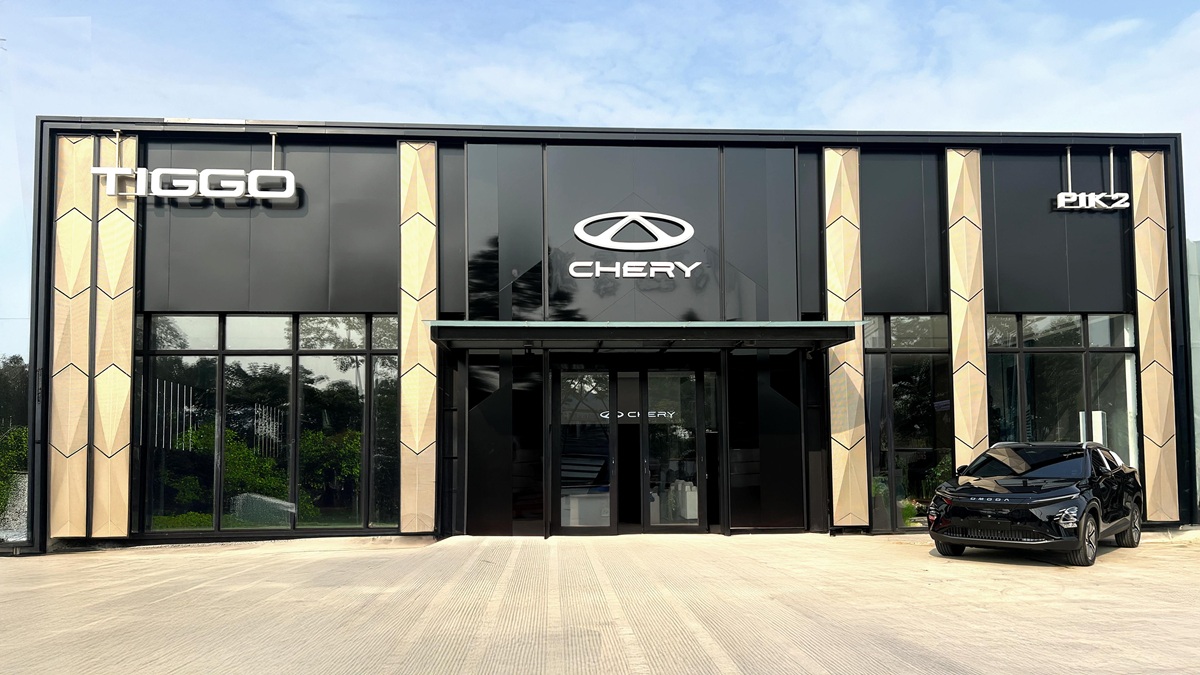 Chery Resmikan Diler ke-56 di Kawasan PIK 2