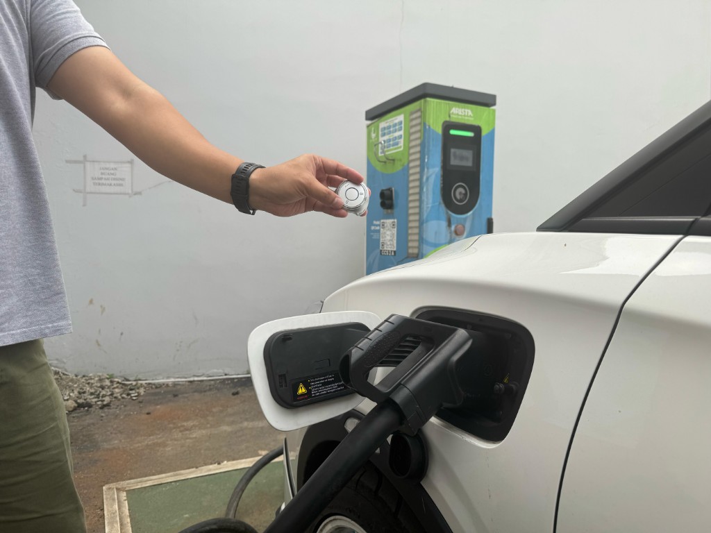 SolusiNETAChargingTersangkut