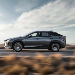 Lexus RZ 500e, Tawarkan Pengalaman Berkendara yang Lebih Intuitif