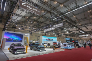 LEPAS Resmikan Showroom di Sunter, Standar Pengalaman NEV Premium di Indonesia