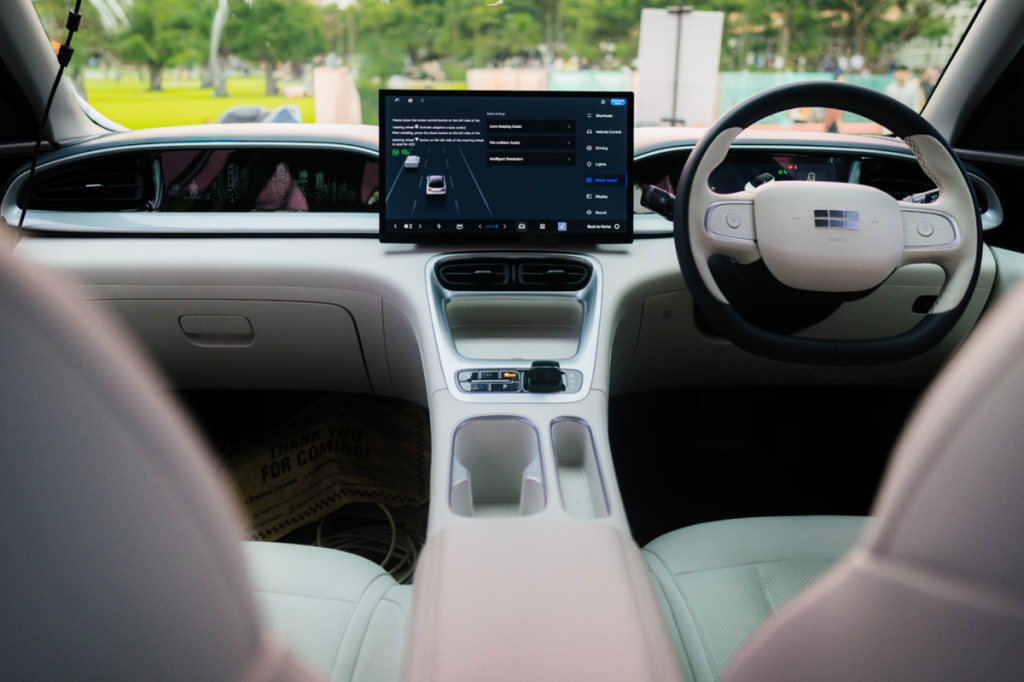 GEELY 1 2