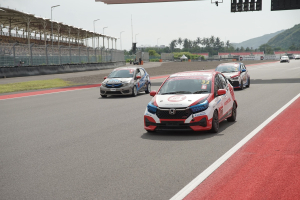Honda Tegaskan Dominasi Empat Dekade di Lintasan Balap Nasional, Gondol IMI Award