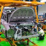 Perkuat Komitmen di Indonesia, Geely Mulai Perakitan Lokal EX2