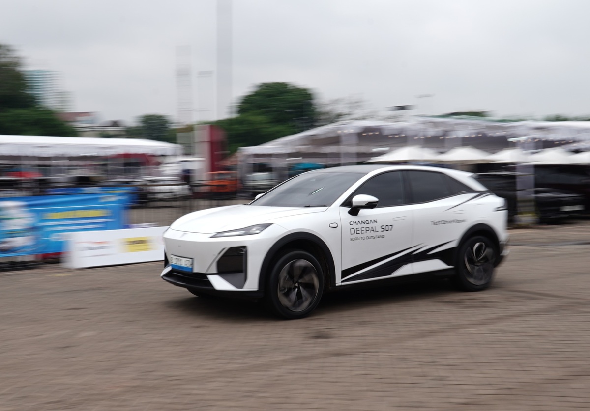 Changan Deepal S07, e-SUV Futuristik Berteknologi Tinggi