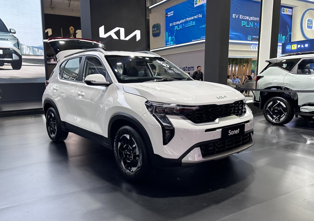 New Kia Sonet 2
