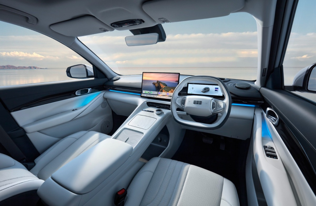 Interior Geely EX5