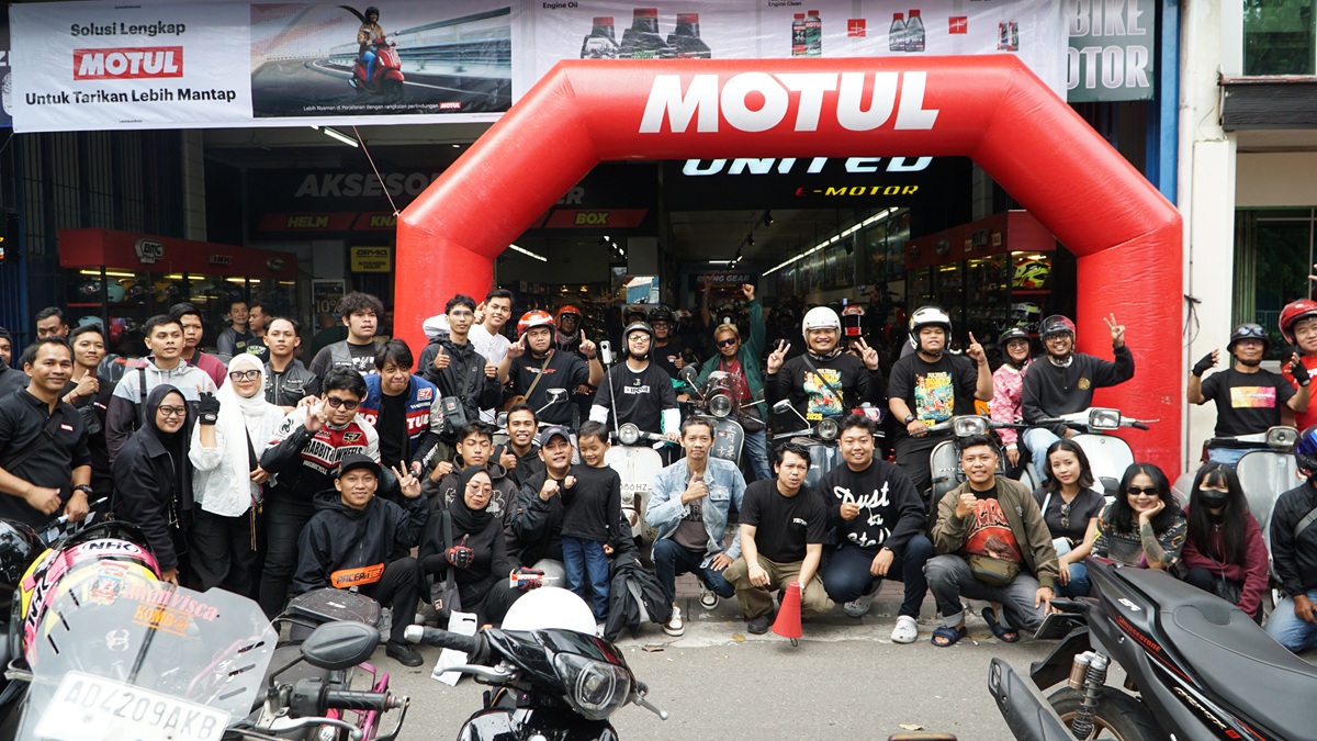 Ratusan Bikers Ramaikan Fun Riding dan Charity Ramadan Motul Indonesia di Solo 1 Ratusan Bikers Ramaikan Fun Riding dan Charity Ramadan Motul Indonesia di Solo