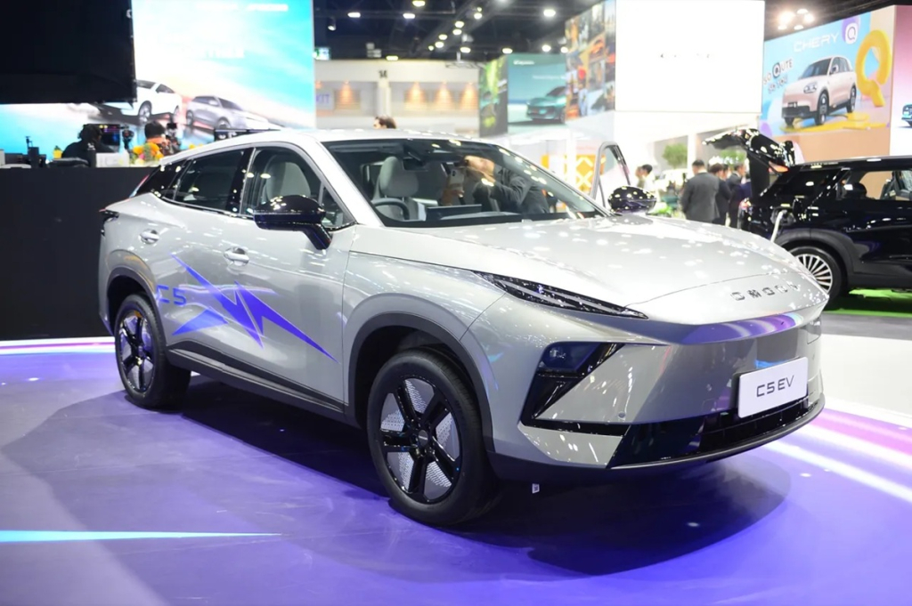 Chery Omoda C5 EV 2026 5