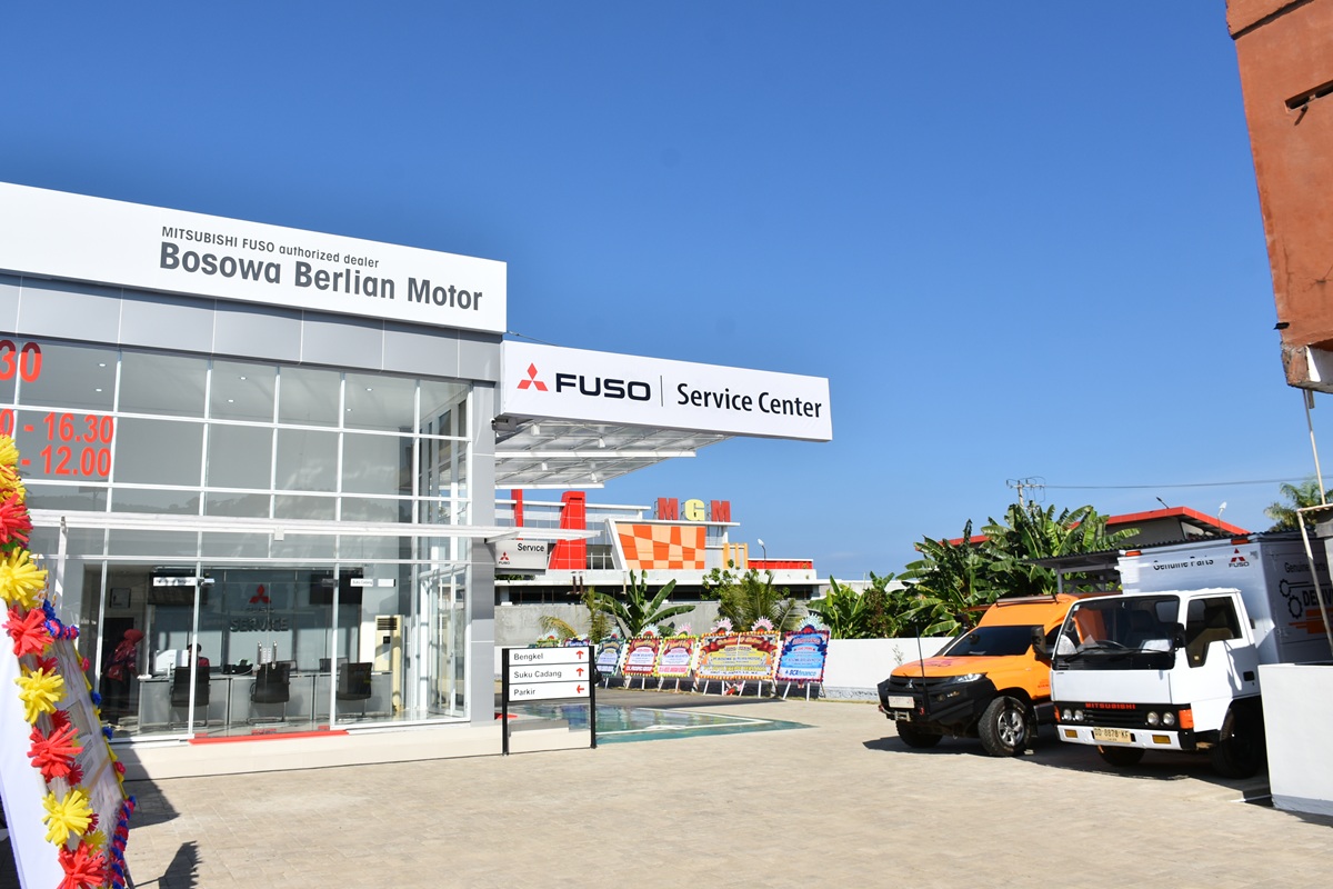 Mitsubishi Fuso Resmikan Service Center Pertama di Kolaka 1 Mitsubishi Fuso Resmikan Service Center Pertama di Kolaka