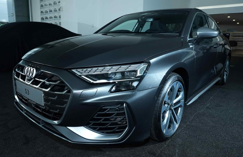 The New Audi S3, Sedan Performa Kompak Hadir di Indonesia 5 The New Audi S3 3