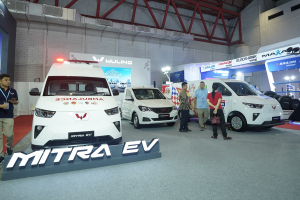 Wuling Tampilkan Formo Max dan Mitra EV di GIICOMVEC 2026