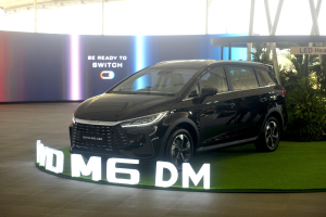 BYD M6 Usung Dual Mode, Gabungkan Efisiensi EV dan Fleksibilitas Hybrid