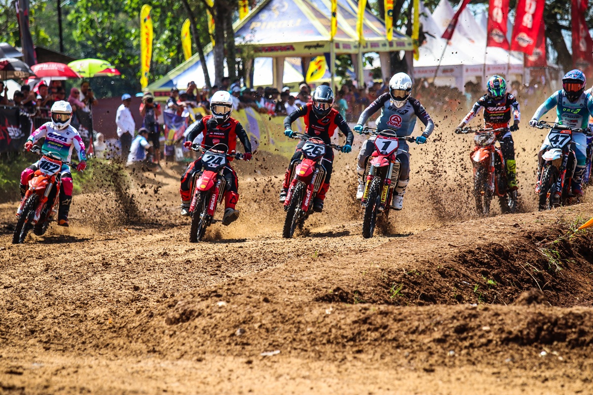 Ducati MX Team Indonesia Raih Double Podium di Kejurnas Motocross 2026 Karanganyar