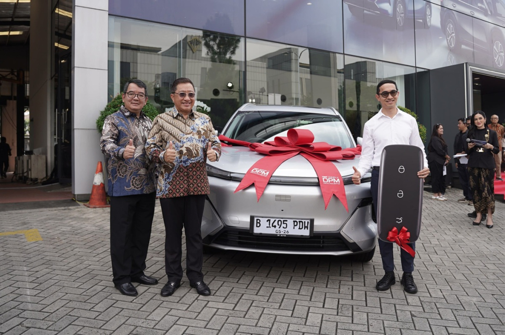 Geely Auto Indonesia Resmikan Dua Diler Baru di BSD dan Pos Pengumben 4 Geely 3 1