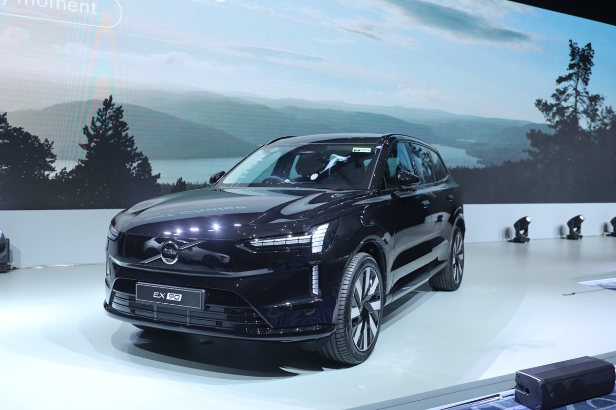 Volvo Car Indonesia Resmi Luncurkan All-New Volvo EX90, Harganya Segini