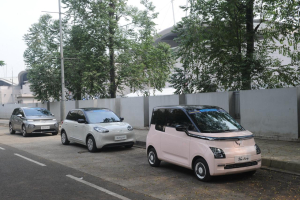 Wuling Raih Penghargaan Penggerak Ekosistem Kendaraan Listrik di Bali