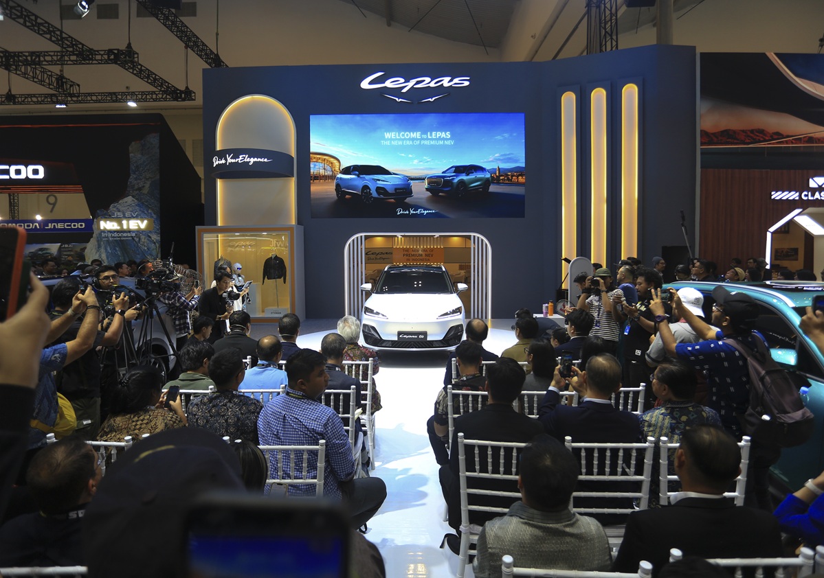 LEPAS E4 EV Resmi Meluncur di GIIAS 2026, Harga Spesial Rp 339 Juta