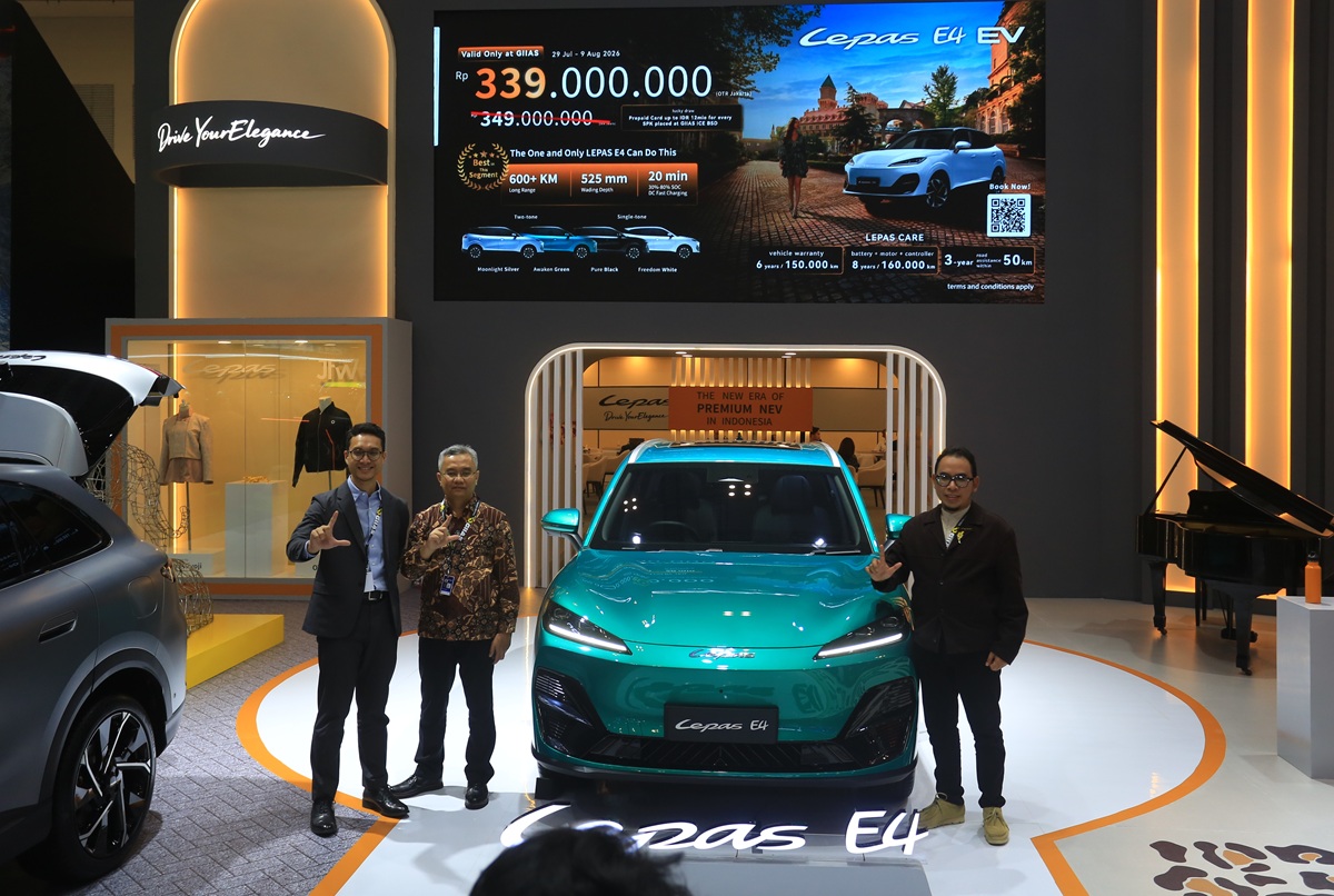 Dibekali Baterai 67kWh, LEPAS E4 EV ini Mampu Menempuh Jarak 600 km
