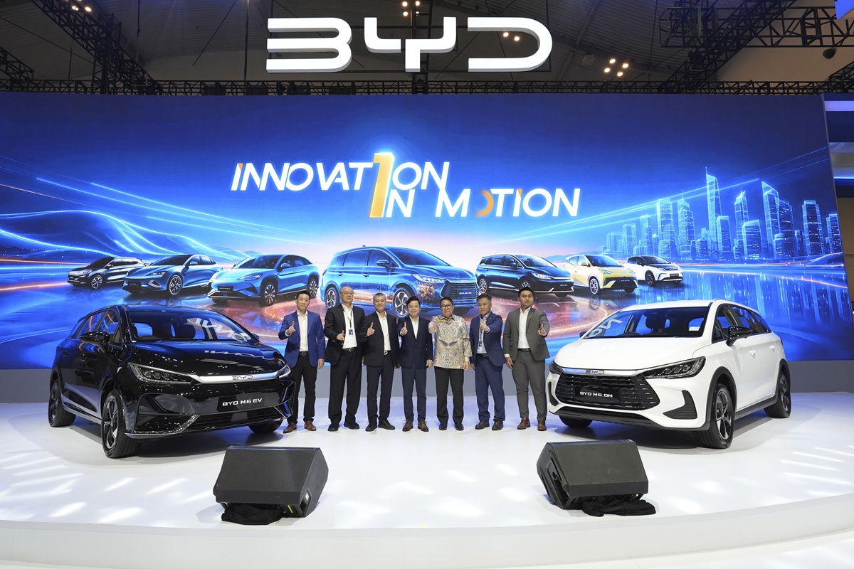 BYD M6 EV Terbaru Meluncur di GIIAS 2026, Kini Tempuh Hingga 450 Km