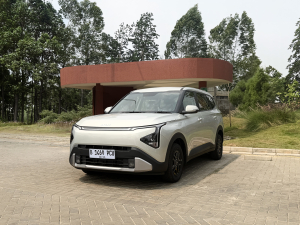 Kia Carens Manual Transmission Resmi Meluncur, Harga Rp 269 Juta