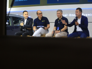 DFSK dan EVSafe Edukasi Teknologi PHEV di GIIAS 2026, Tegaskan Keamanan dan Efisiensinya