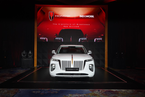 Hongqi Resmi Hadir di Indonesia, Bawa Warisan 68 Tahun dan Flagship E-HS9