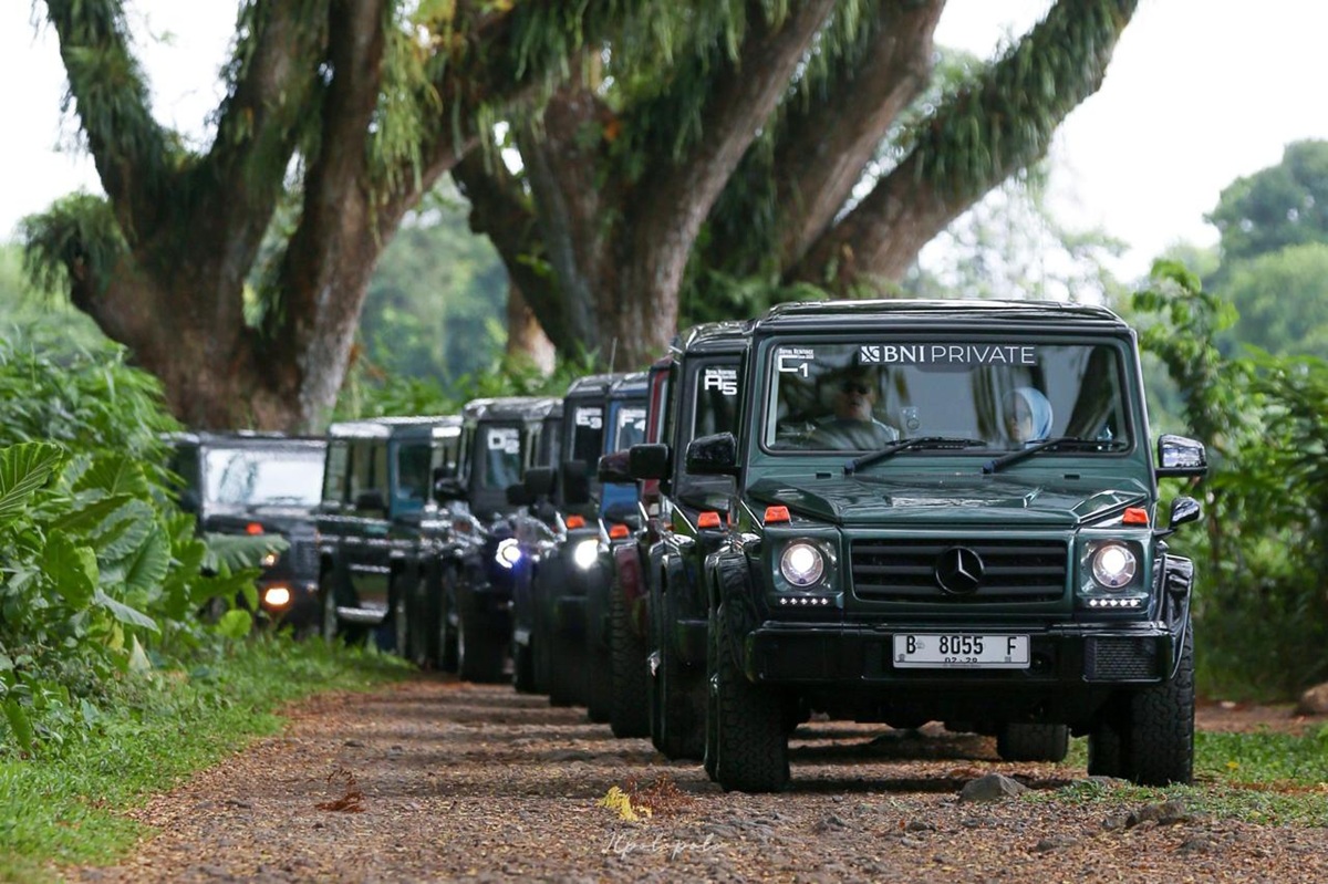 Mercedes Jip Indonesia Jelajahi Jejak Sejarah Jawa-Bali Lewat Royal Heritage