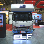 Isuzu Tampilkan ELF NLR Campervan di GIIAS 2026, Kolaborasi dengan Delima Mandiri dan JAJAGO