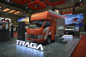 Tampil Unik di GIIAS 2026, Isuzu TRAGA Disulap Jadi Salon Berjalan