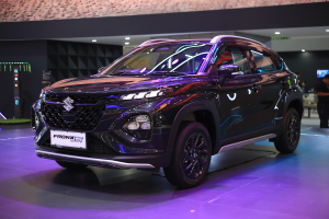 Suzuki Fronx SGX Hybrid Kuro, Lebih Sporty dengan Fitur Keselamatan Lengkap