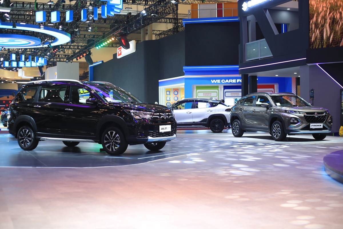 Parkir di Ruang Sempit, Manfaatkan Fitur Pendukung Kendaraan
