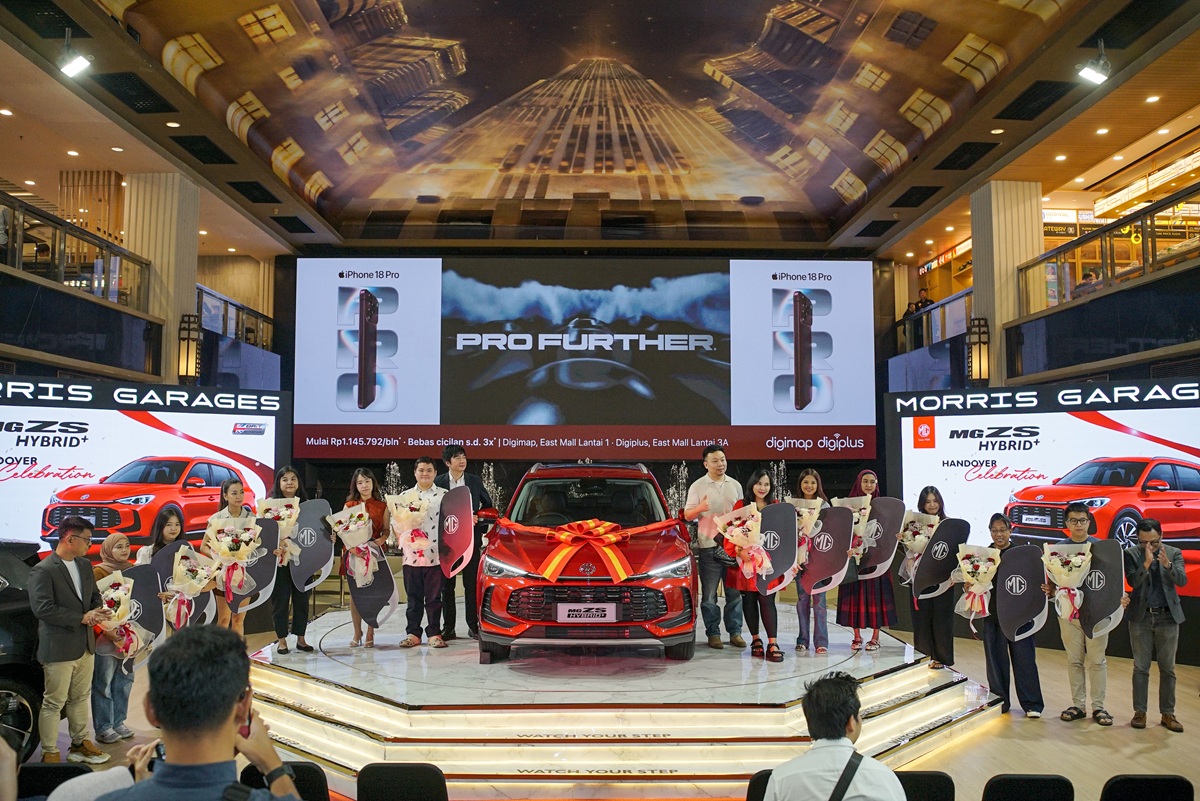 MG Motor Indonesia Serahkan MG ZS Hybrid+ ke Konsumen MG Motor Indonesia Serahkan MG ZS Hybrid+ ke Konsumen
